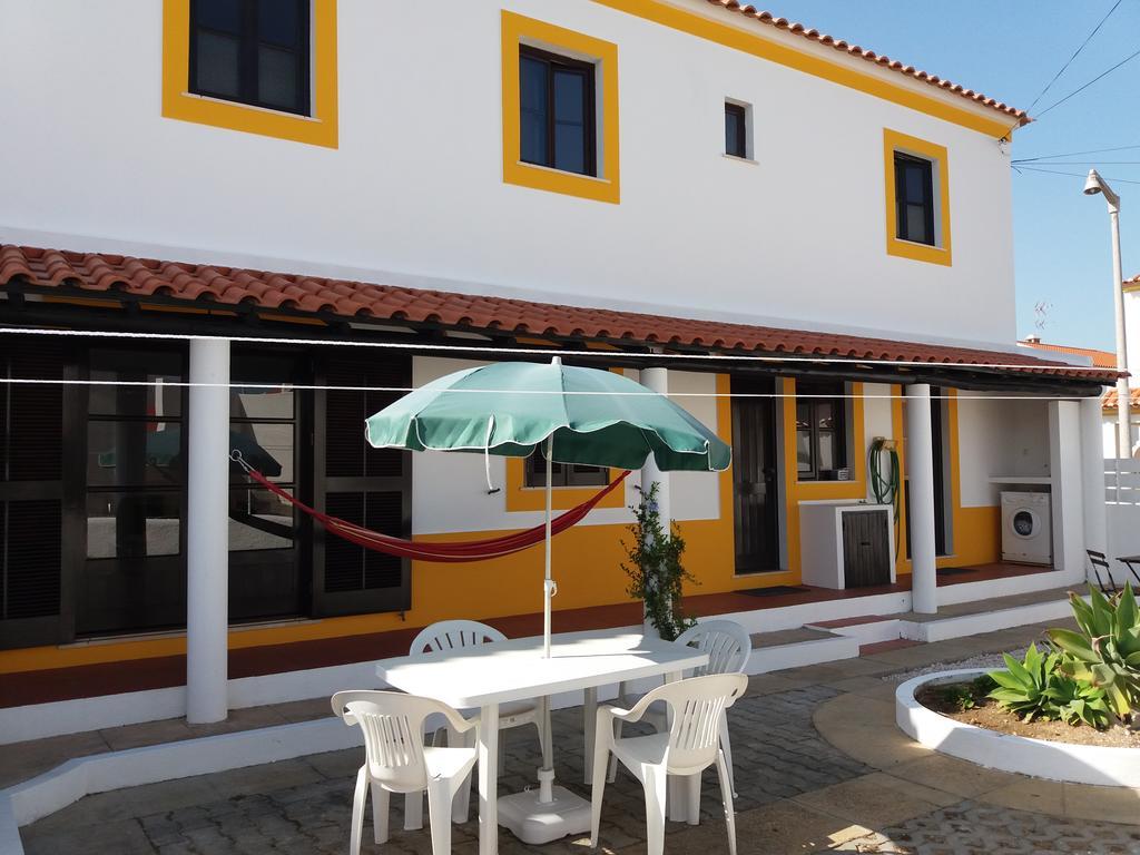 Alojamentos Vitinho 2 - Vila Nova Milfontes Vila Nova de Milfontes Dış mekan fotoğraf